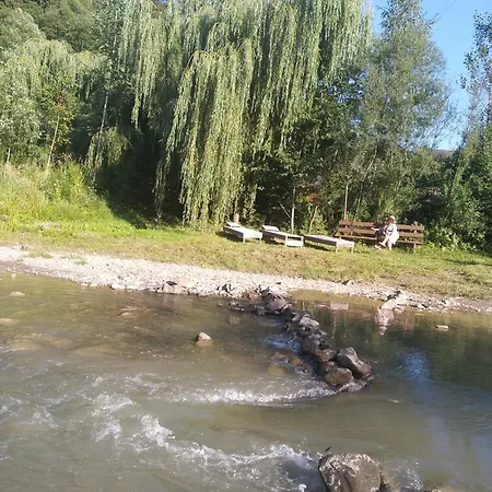 Sadiba Pid Skeleyu Inn Putyla