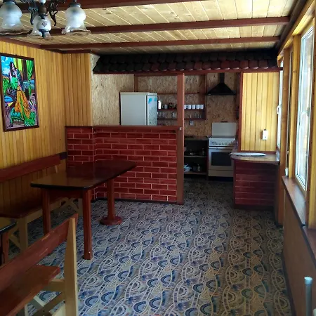 Sadiba Pid Skeleyu Zajazd