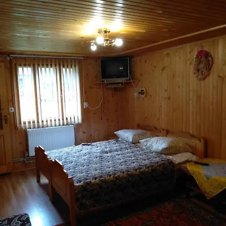 Zajazd Sadiba Pid Skeleyu