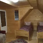 Sadiba Pid Skeleyu Inn Putyla